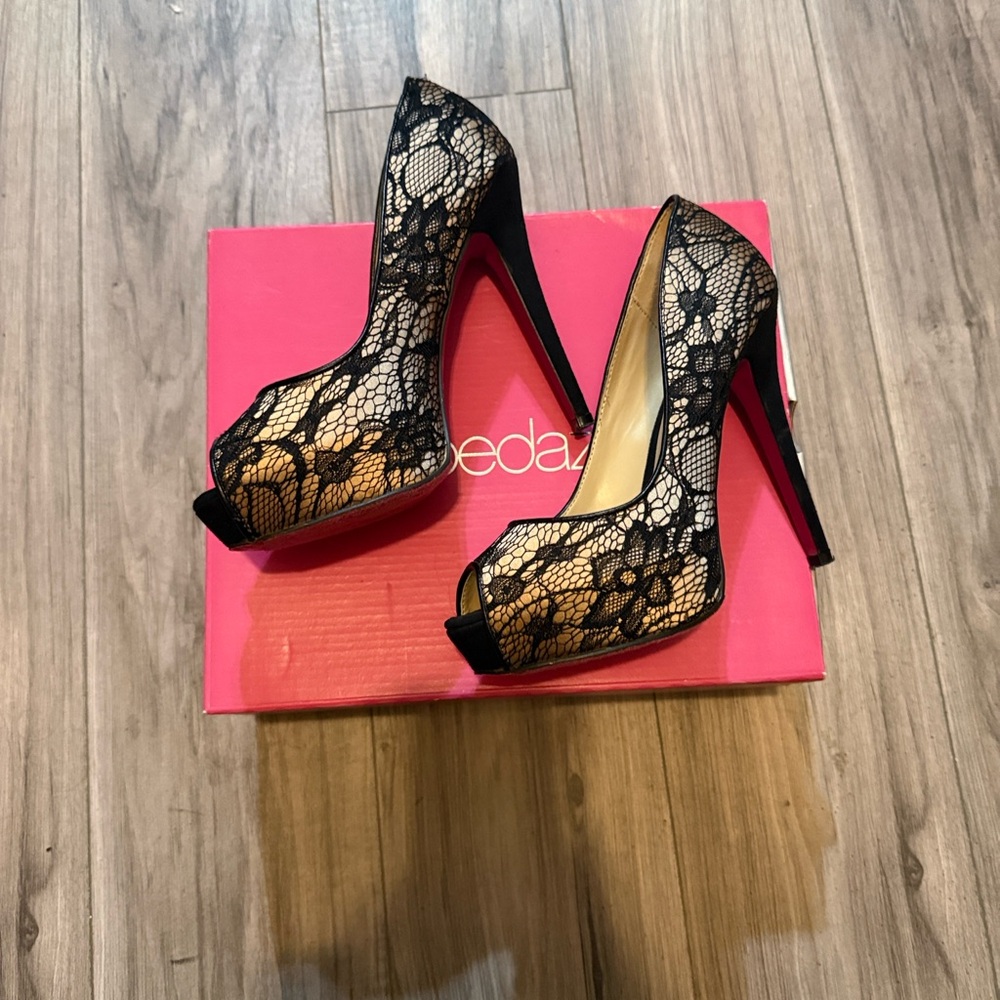 Signature Black Lace Peep-Toe Pumps
